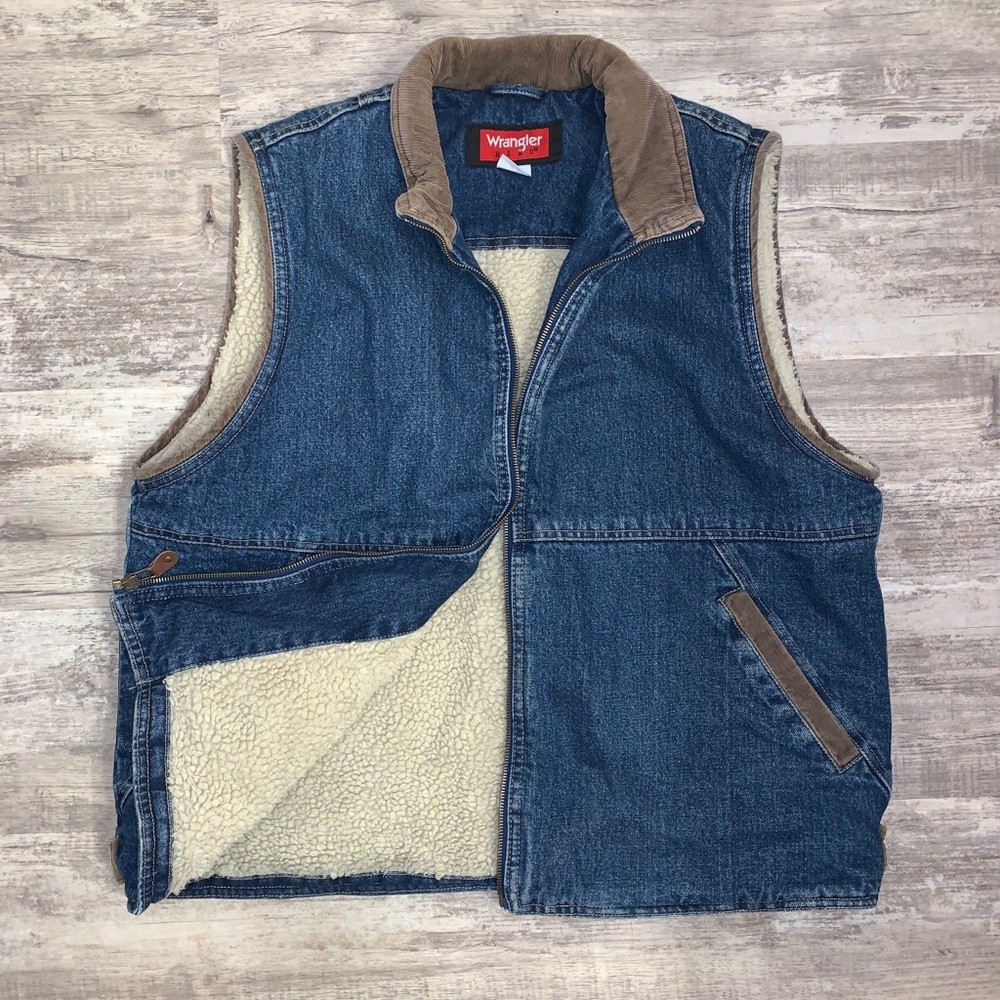 Wrangler Hero Denim Corduroy Sherpa Vest